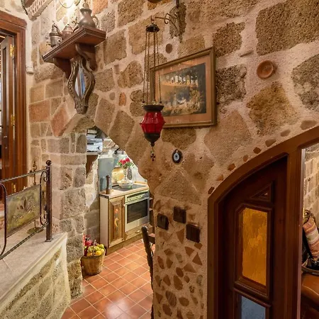 Mythic Vila Rhodes City